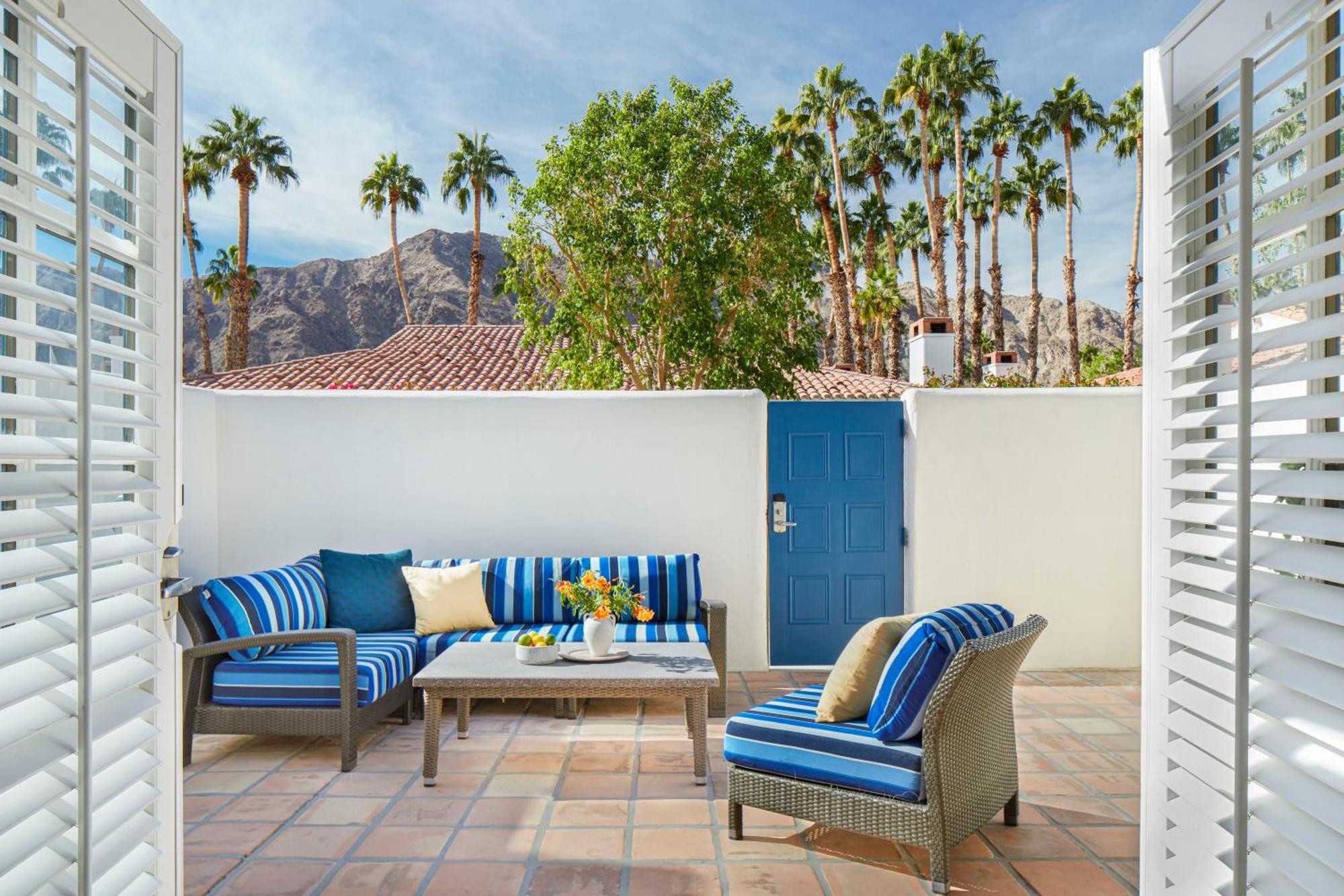 & Club, Curio Collection Resort La Quinta