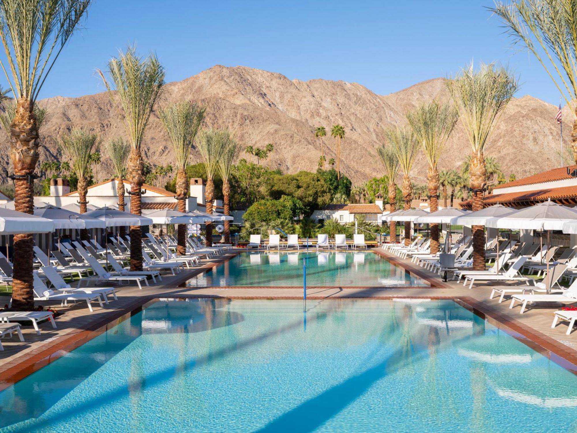 & Club, Curio Collection La Quinta